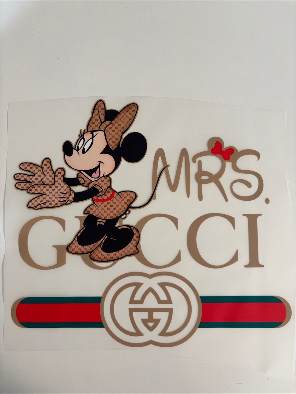 IRON ON —- MINNIE MOUSE